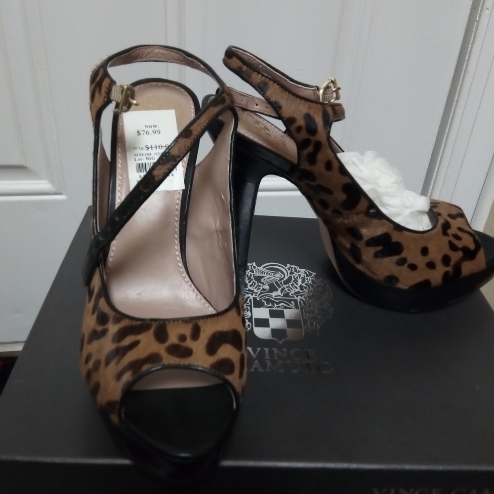 Vince Camuto Cheetah Brand New Sexy heels